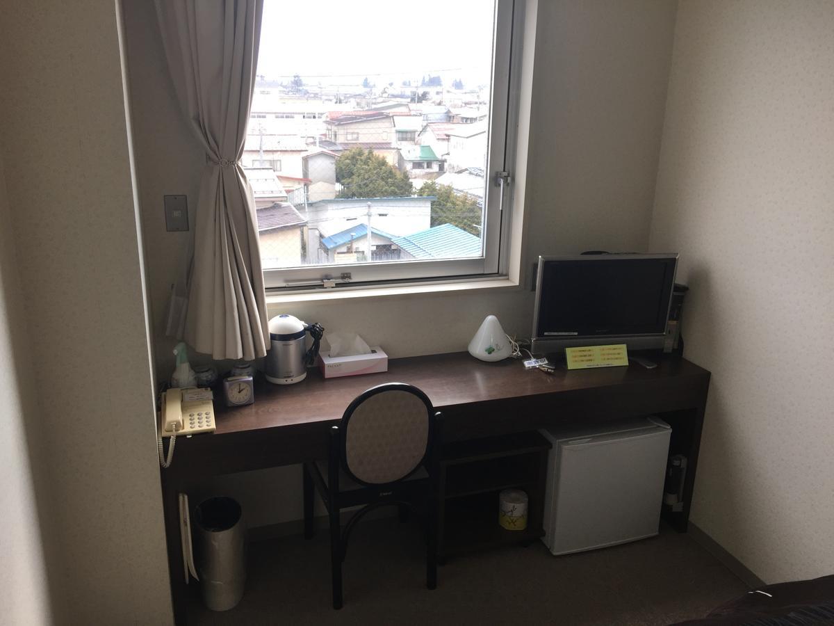 Hotel Tsutaya Йонедзава Экстерьер фото
